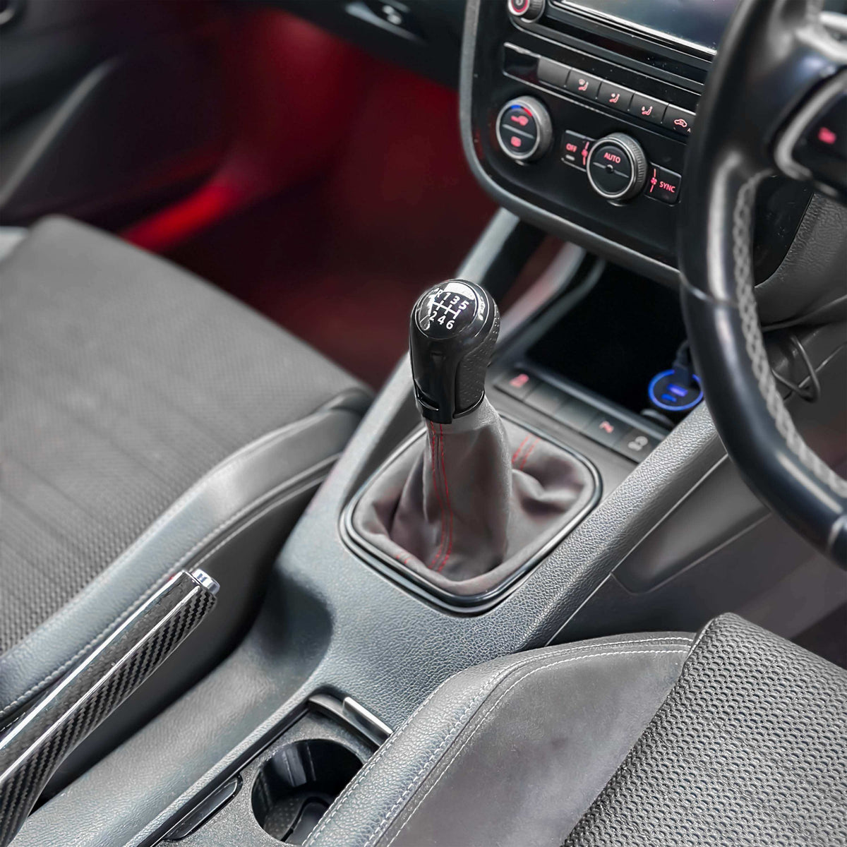 VW Golf MK5 Alcantara Manual Gear Shifter - Black / 6-Speed - High on Boost